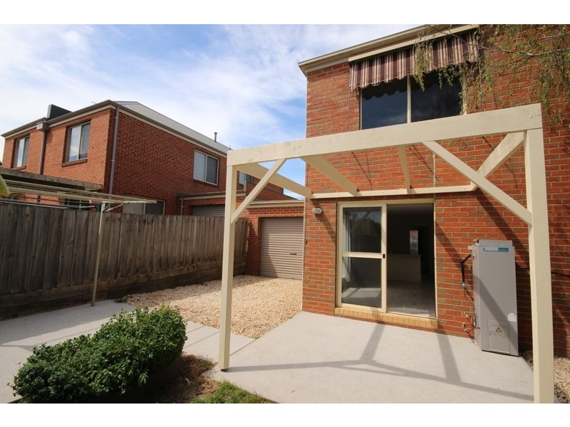 11 Eureka Gardens, Ballarat VIC 3350