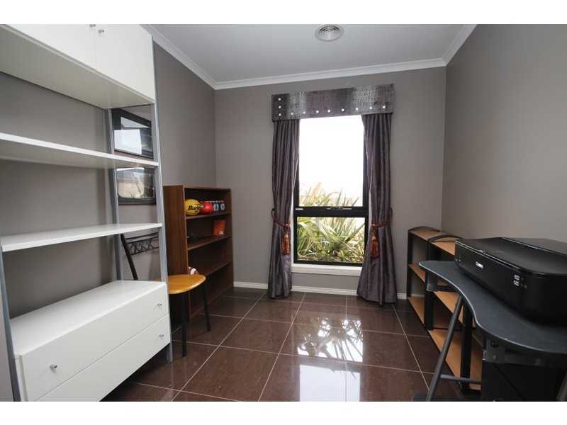 101 Alfredton Drive, Alfredton VIC 3350