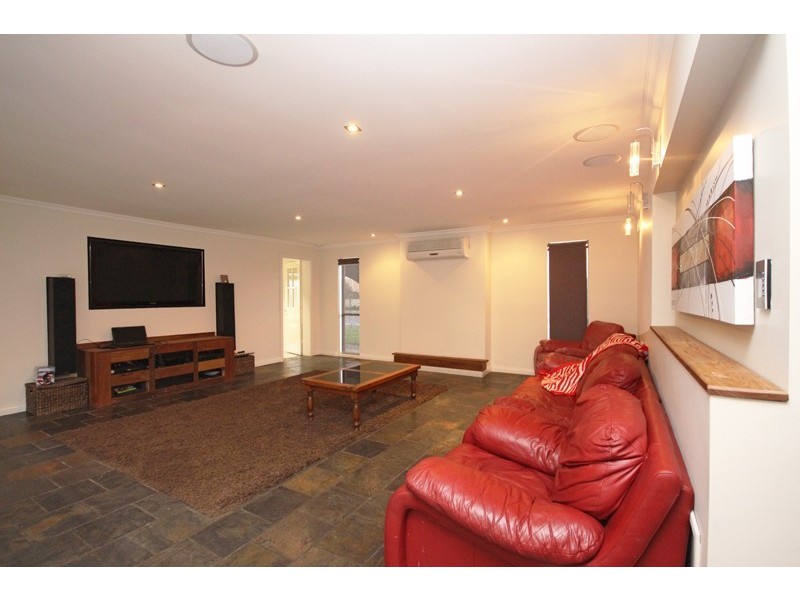 213 Greenhalghs Road, Delacombe VIC 3356