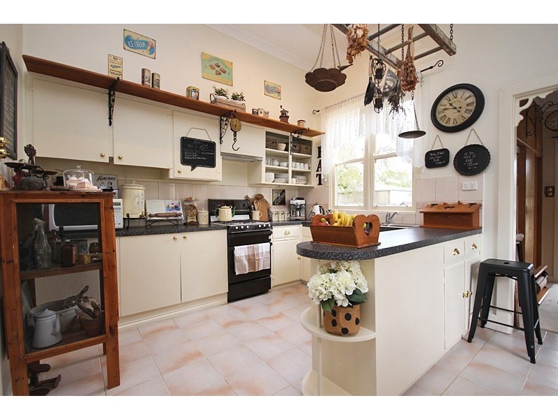 403 Russell Street, Buninyong VIC 3357