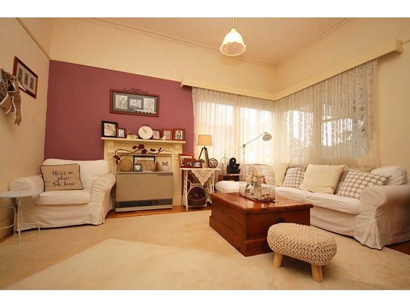 403 Russell Street, Buninyong VIC 3357