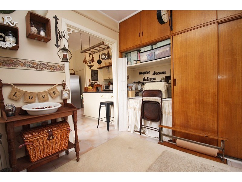 403 Russell Street, Buninyong VIC 3357