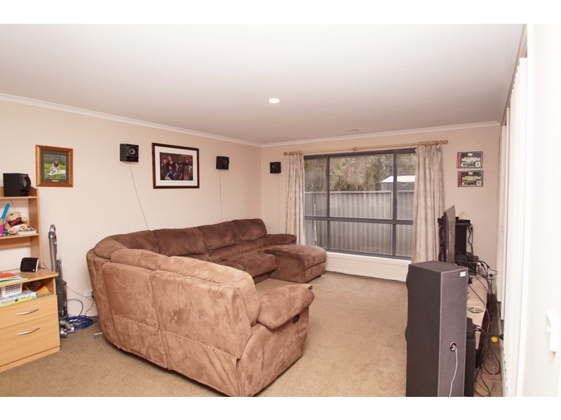 15B King George Way, Mitchell Park VIC 3352