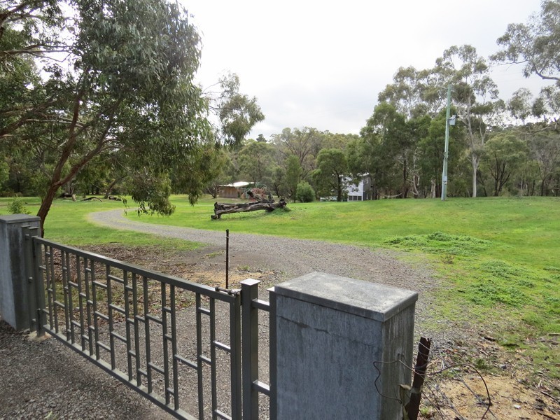 95 Stickland Road, Scarsdale VIC 3351