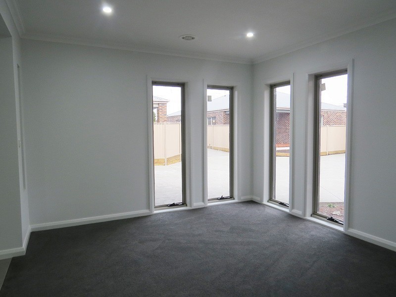 28b Dundas Street, Miners Rest VIC 3352