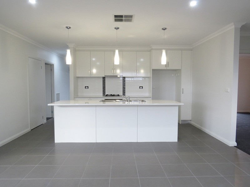 28b Dundas Street, Miners Rest VIC 3352