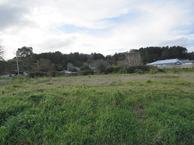 2 King Street North, Ballarat East VIC 3350