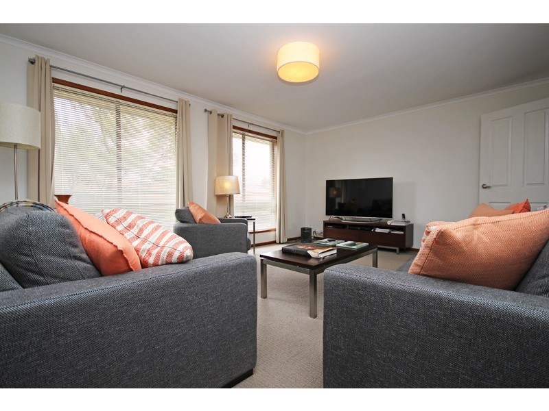 1/24 Bradby Avenue, Mount Clear VIC 3350