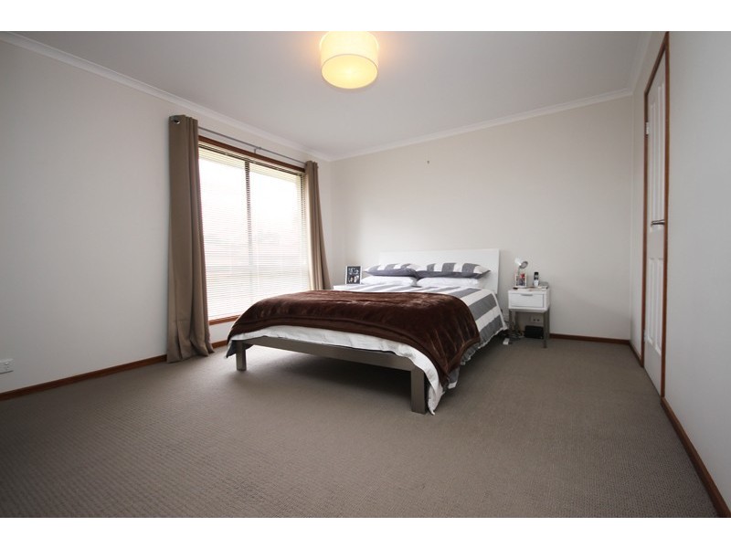 1/24 Bradby Avenue, Mount Clear VIC 3350