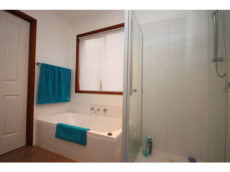 1/24 Bradby Avenue, Mount Clear VIC 3350