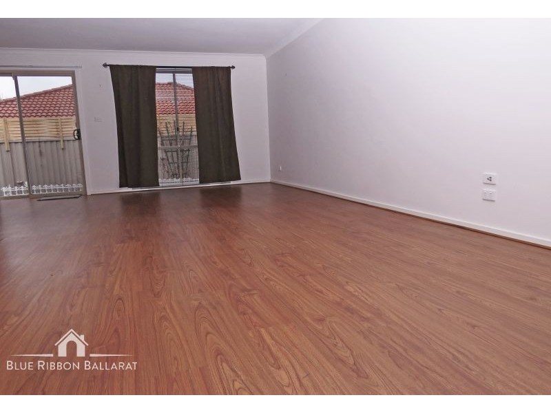 3/274a Albert Street, Sebastopol VIC 3356