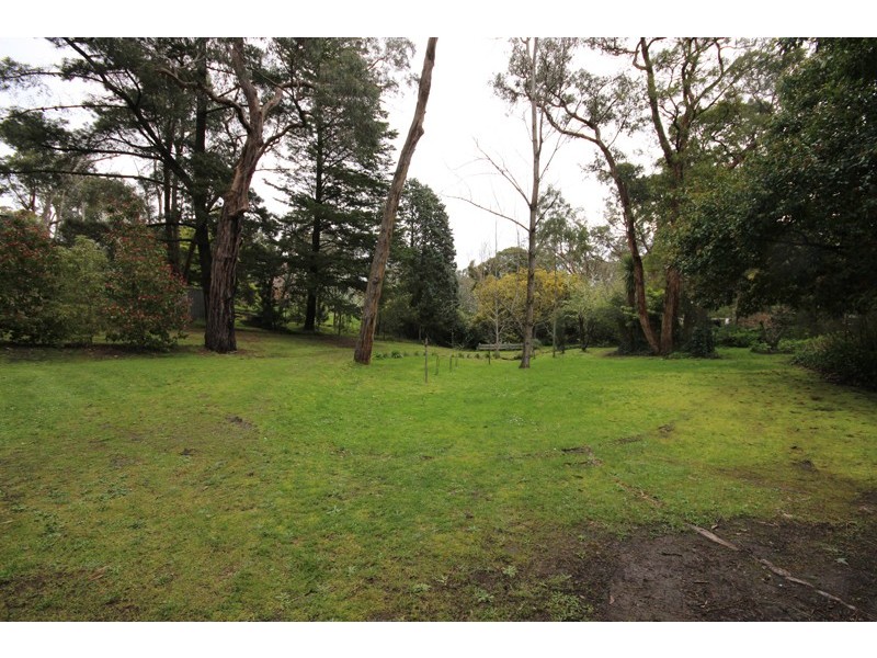 307 Eddy Avenue, Mount Helen VIC 3350