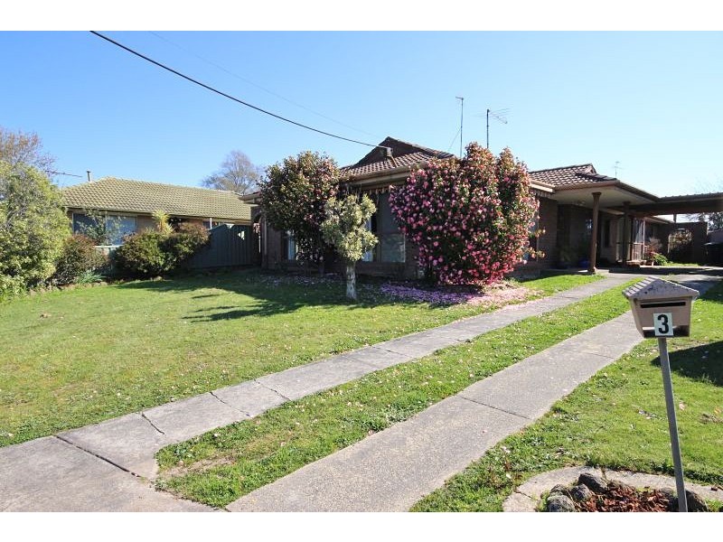 3 Kiwa Street, Wendouree VIC 3355