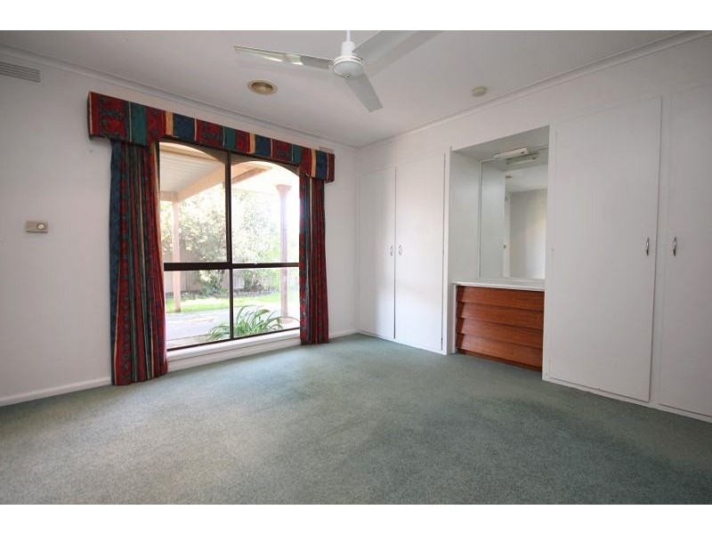 3 Kiwa Street, Wendouree VIC 3355