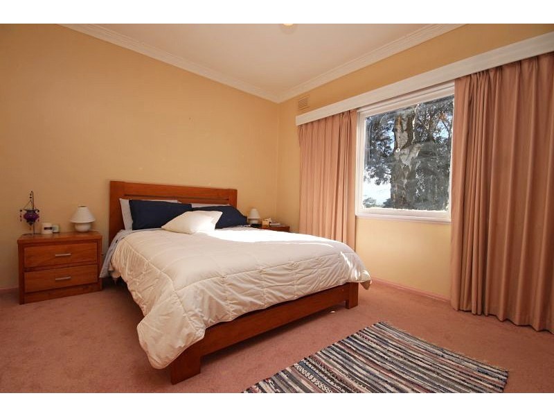 138 Ryan Street, Brown Hill VIC 3350