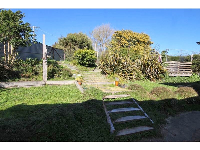 138 Ryan Street, Brown Hill VIC 3350