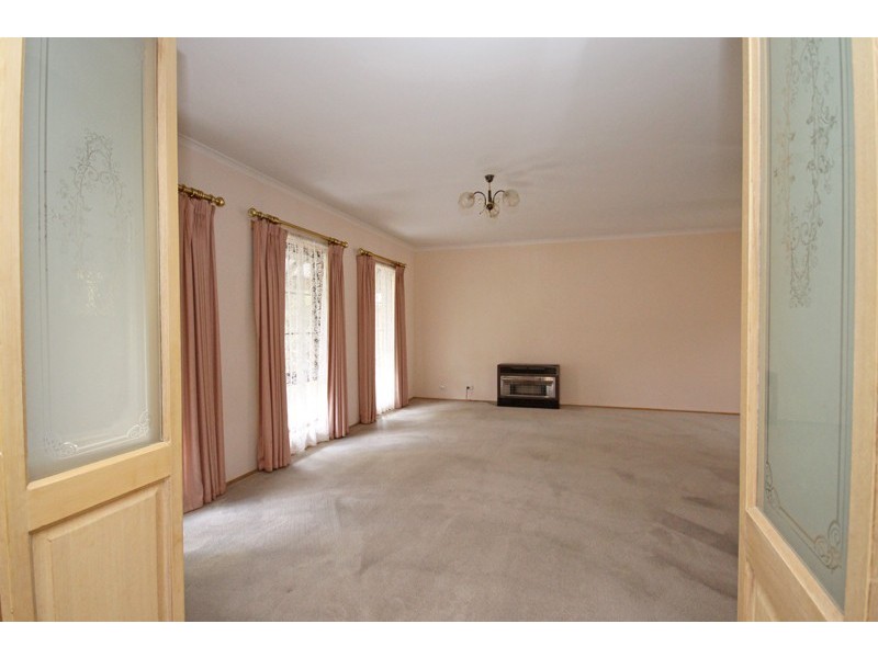 10 Loren Close, Ballarat North VIC 3350