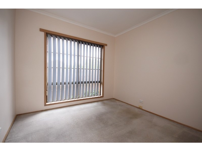 10 Loren Close, Ballarat North VIC 3350