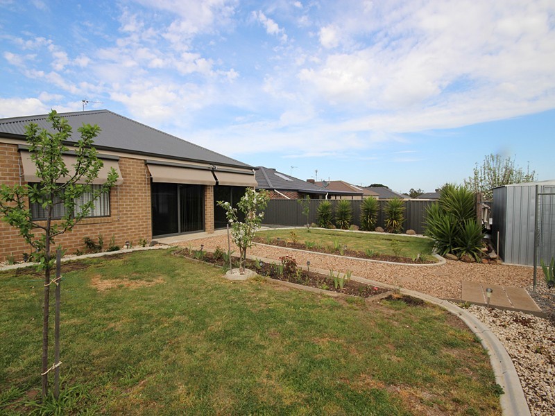 14 Miles Street, Sebastopol VIC 3356