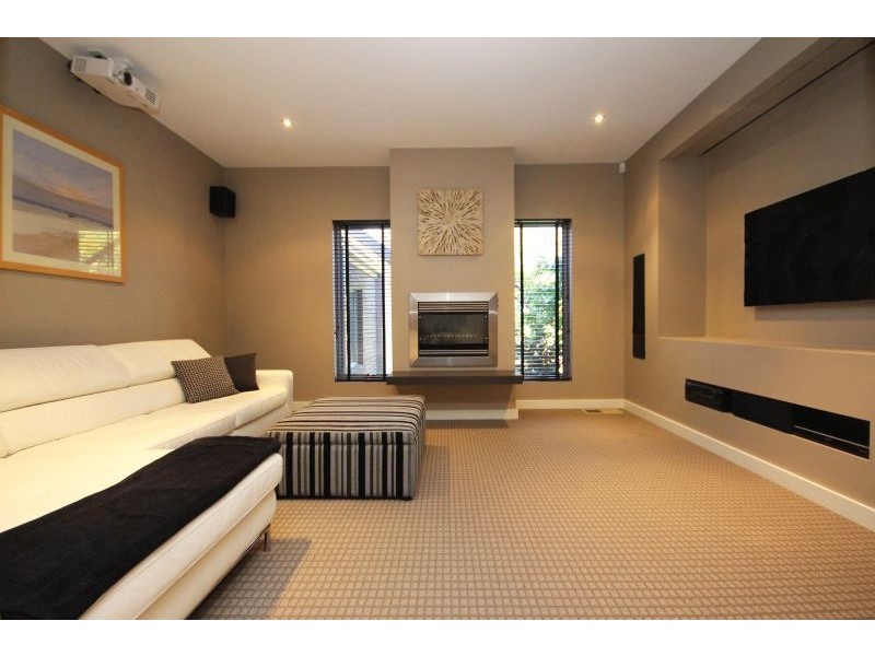 13 Pinevale Way, Ballarat North VIC 3350