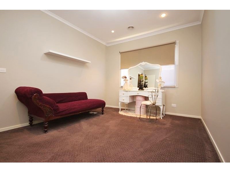 18 Hereford Close, Delacombe VIC 3356
