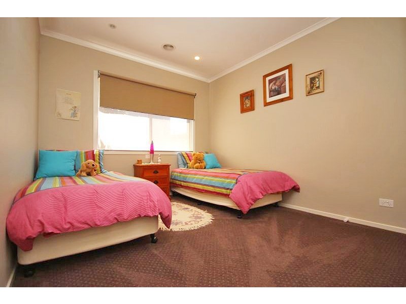 18 Hereford Close, Delacombe VIC 3356