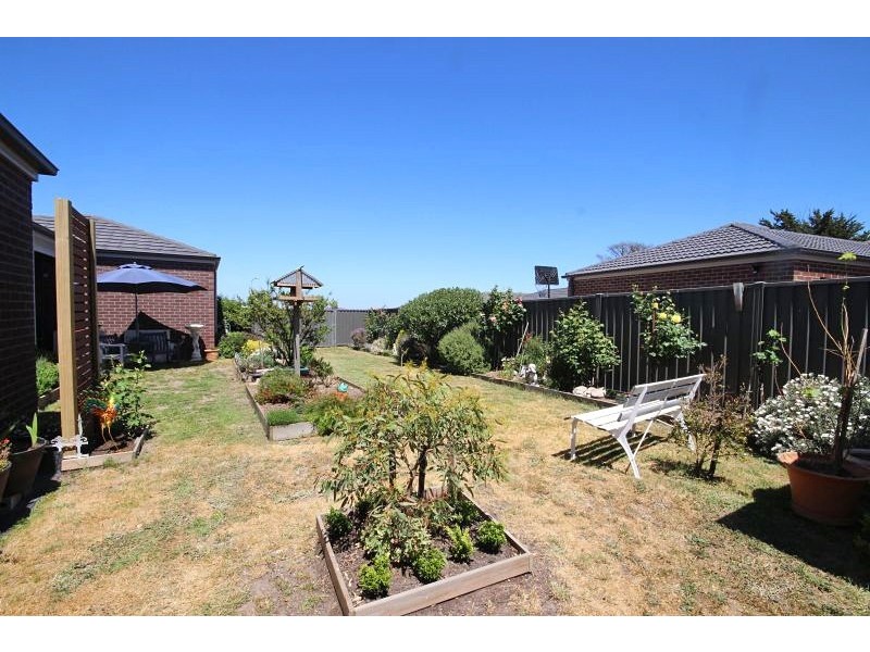 18 Hereford Close, Delacombe VIC 3356