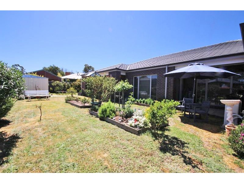 18 Hereford Close, Delacombe VIC 3356