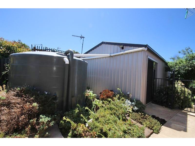 18 Hereford Close, Delacombe VIC 3356