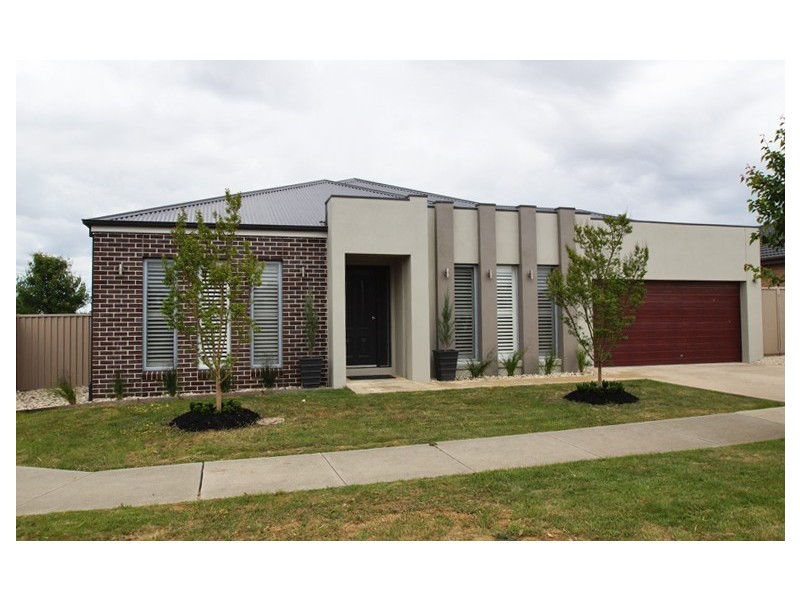 24 Jarrah Drive, Alfredton VIC 3350