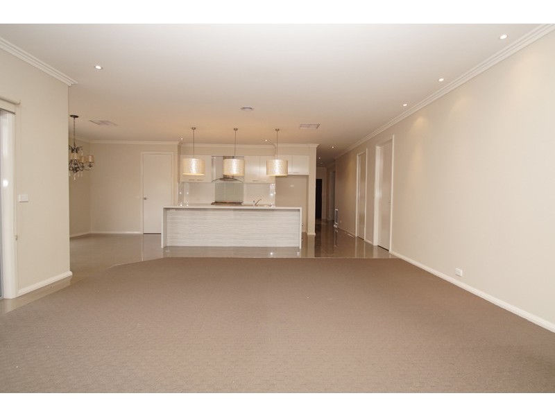 24 Jarrah Drive, Alfredton VIC 3350