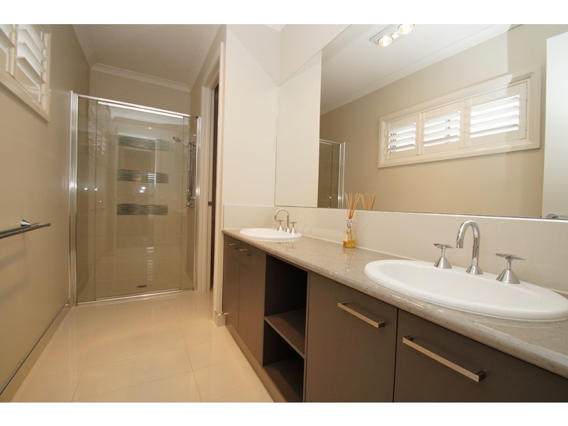 24 Jarrah Drive, Alfredton VIC 3350