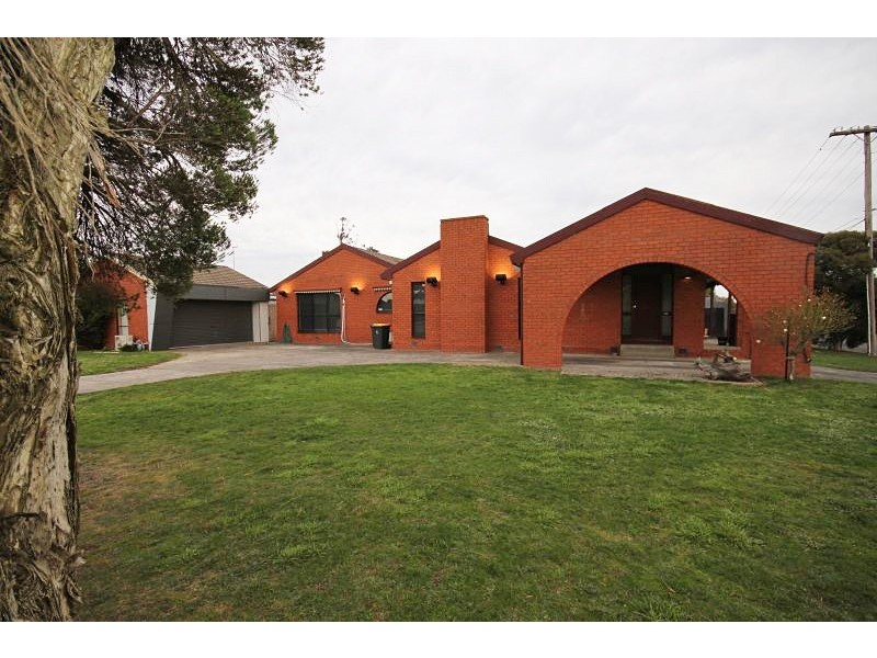 213 Greenhalghs Road, Delacombe VIC 3356