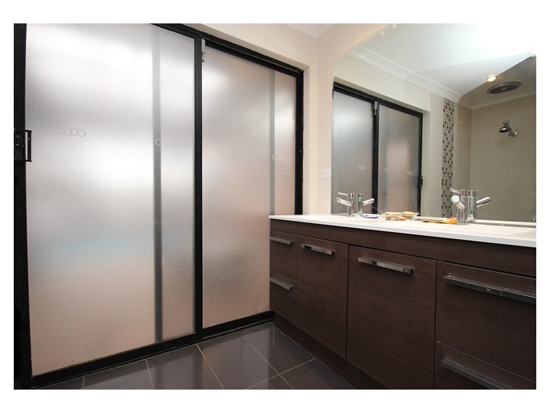 213 Greenhalghs Road, Delacombe VIC 3356