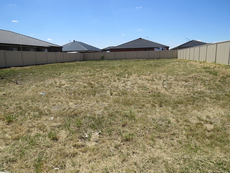 36 Chifley Drive, Delacombe VIC 3356