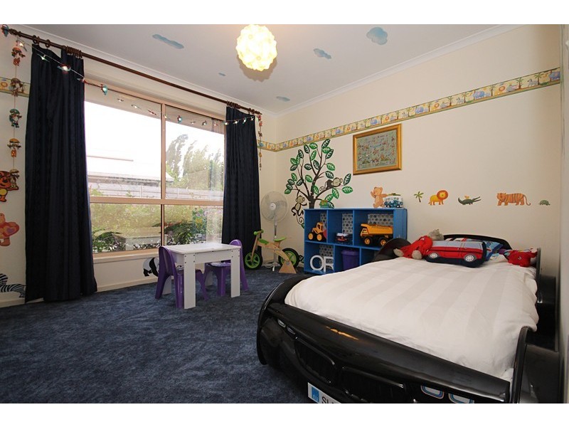 19 Tait Street, Sebastopol VIC 3356