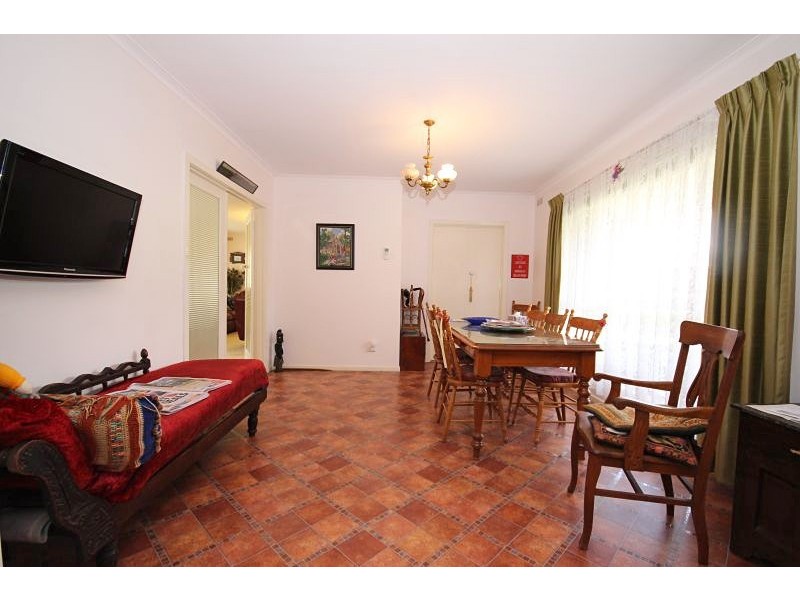 104 Forest Street, Lake Wendouree VIC 3350