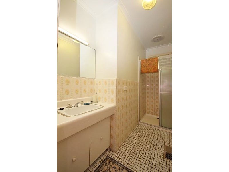 104 Forest Street, Lake Wendouree VIC 3350