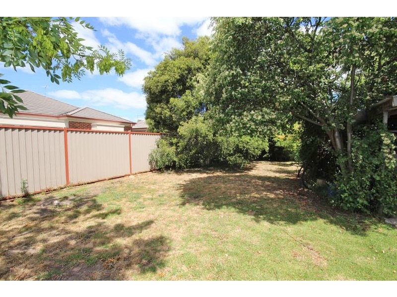 104 Forest Street, Lake Wendouree VIC 3350
