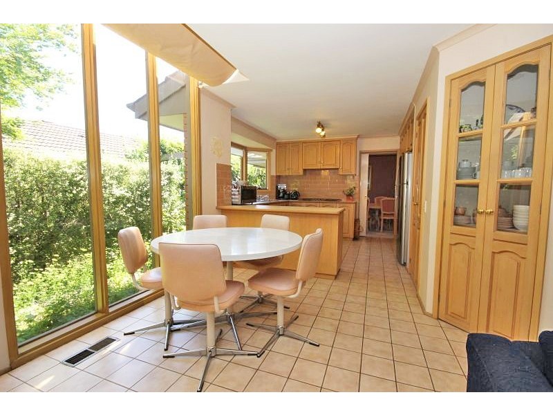 9 Hakea Court, Mount Helen VIC 3350