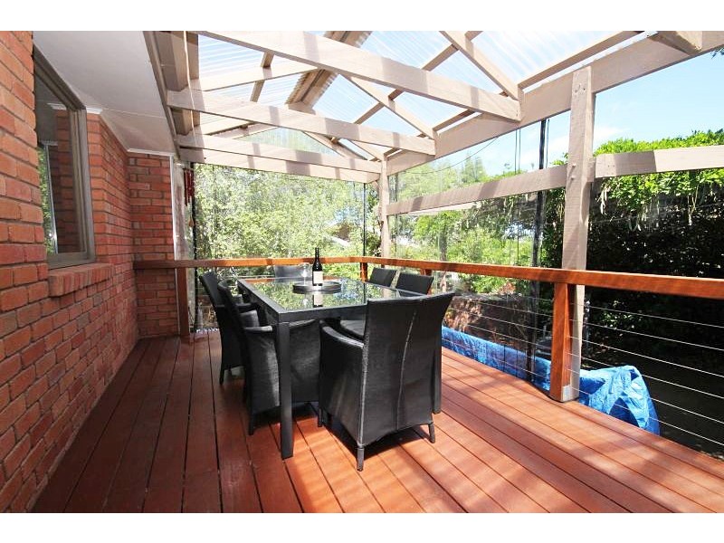 9 Hakea Court, Mount Helen VIC 3350