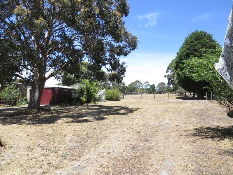 121 Gear Avenue, Mount Helen VIC 3350