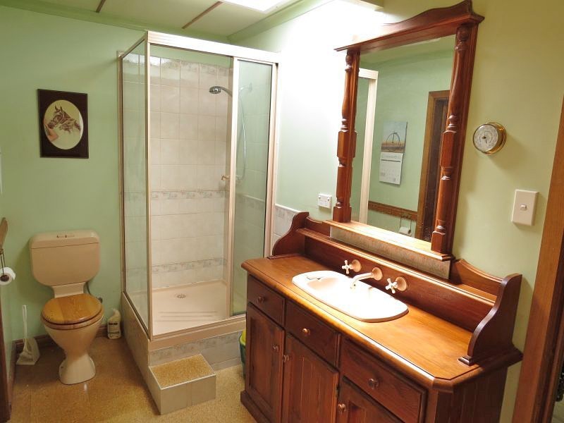 121 Gear Avenue, Mount Helen VIC 3350