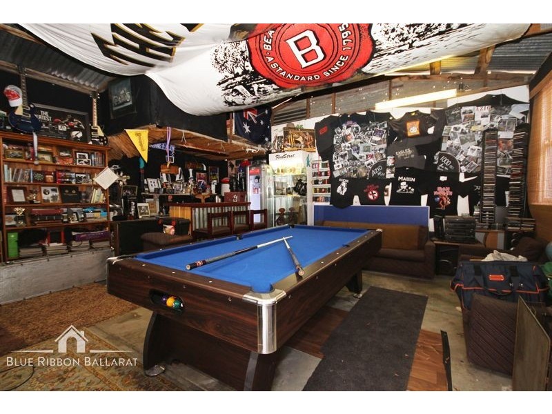 208 Whitehorse Road, Mount Clear VIC 3350