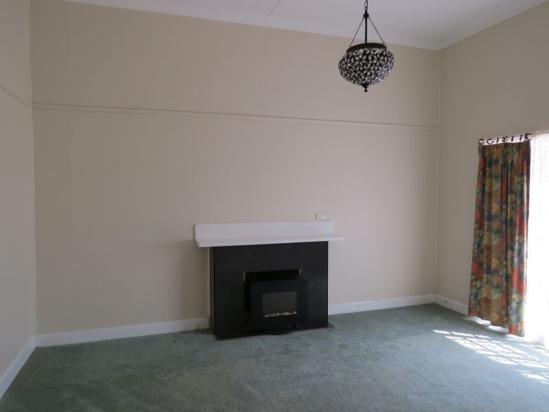 17 Gray Street, Lismore VIC 3324