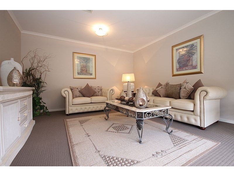 76 Learmonth Street, Alfredton VIC 3350