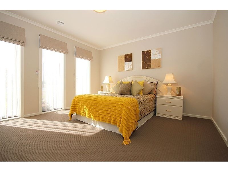 76 Learmonth Street, Alfredton VIC 3350