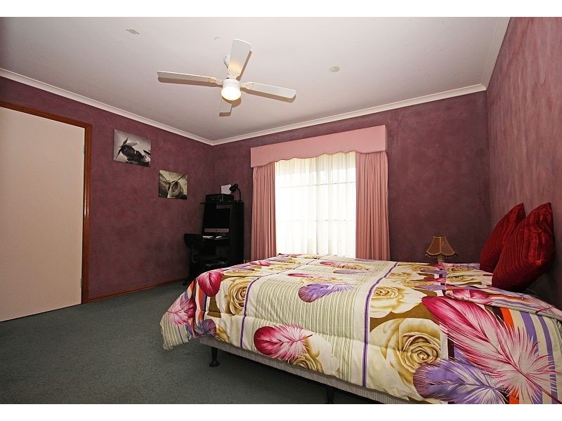 920 Smythesdale Road, Snake Valley VIC 3351