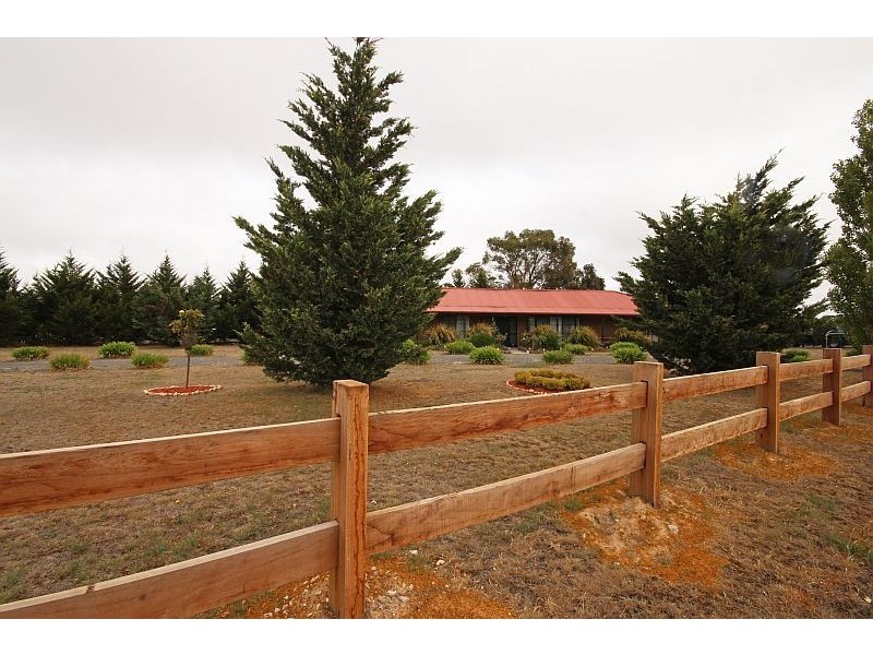 920 Smythesdale Road, Snake Valley VIC 3351