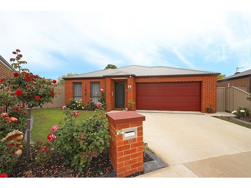 10 Heppner Court, Sebastopol VIC 3356